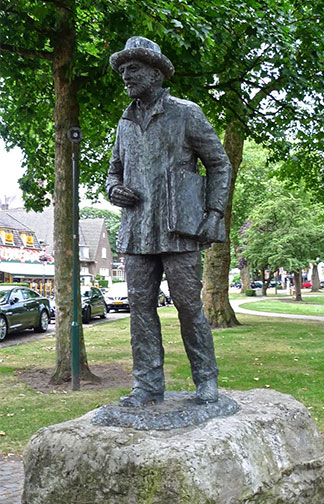 Bronze Statue of Vincent Van Gogh